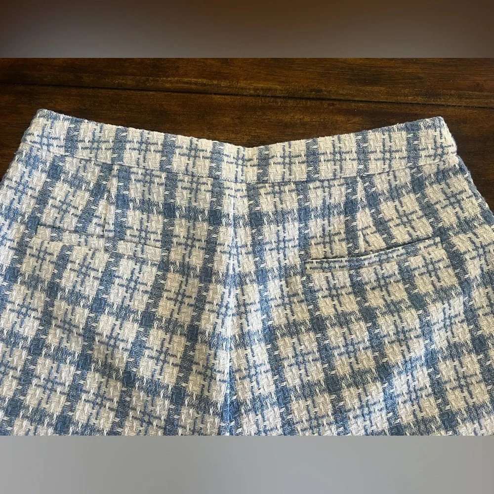 ACOA‎ high-waisted tweed with a blue and white plaid pattern Size L